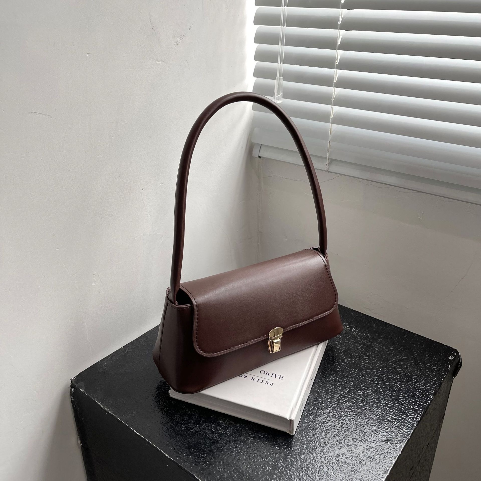 Women Bags For Airport - Tas bahu wanita, kantung tangan Retro