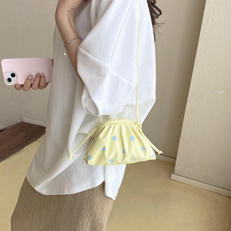 MOODS Tas Tangan & Dompet Desa - Women Bags Luxury ulasan dan harga