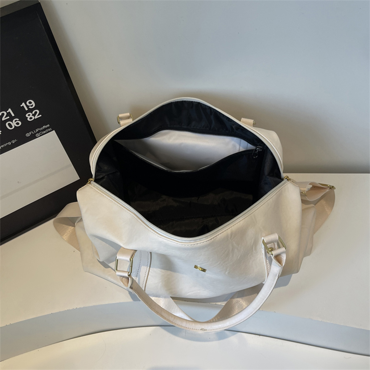 Tas Selempang Kulit Retro Kapa - Women Bags For Airport ulasan dan harga